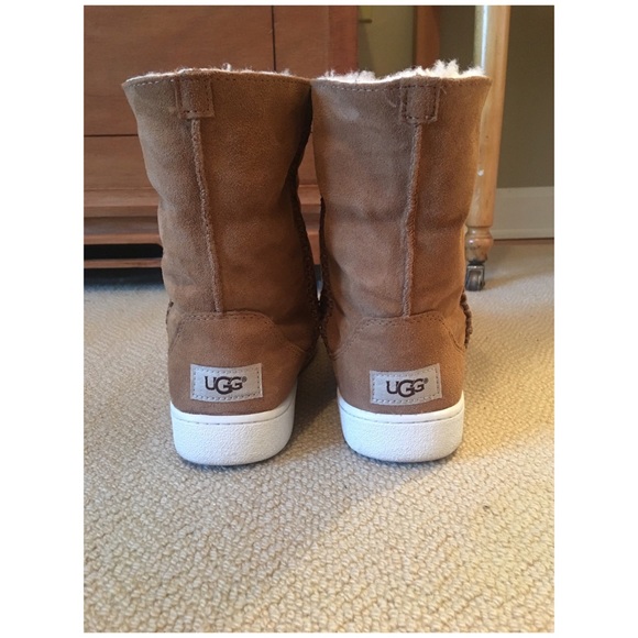 ugg boots with white sole